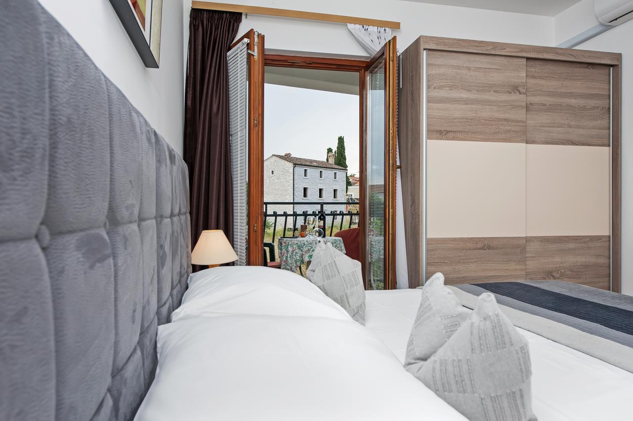 Ladonja Bb Rooms, Family Run Bed & Breakfast Rovinjsko Selo Eksteriør billede