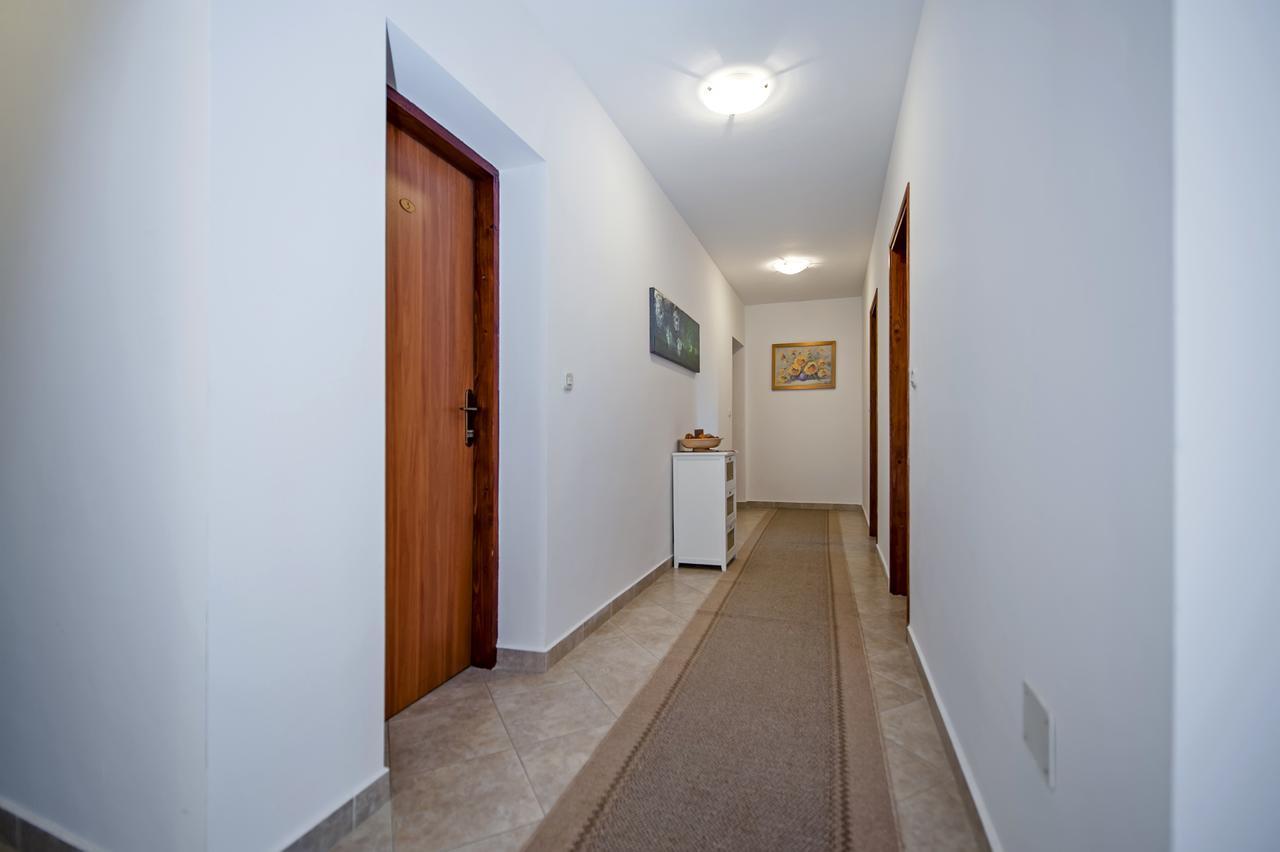 Ladonja Bb Rooms, Family Run Bed & Breakfast Rovinjsko Selo Eksteriør billede
