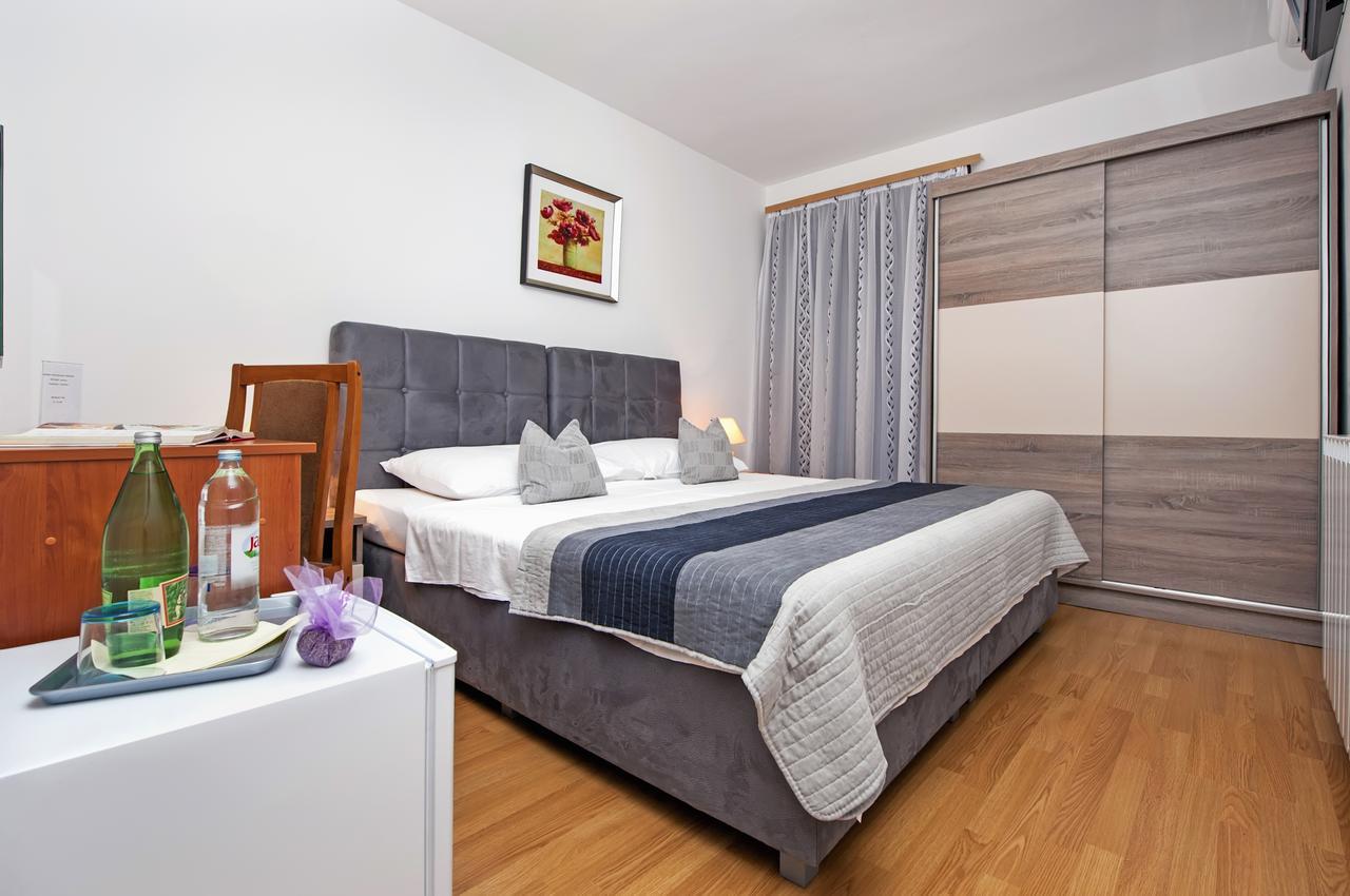 Ladonja Bb Rooms, Family Run Bed & Breakfast Rovinjsko Selo Eksteriør billede